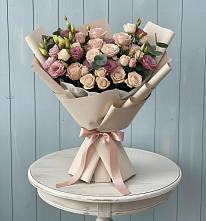 Букет цветов из:  Розы и Лизиантусы в Пограничный