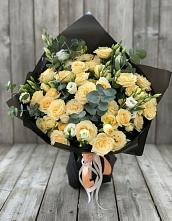 Букет цветов из:  Розы и Лизиантусы #REPLACE_PRED# Пограничный