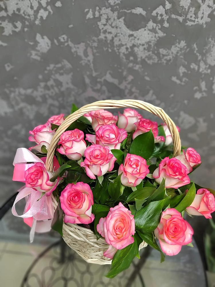 Цветочная композиция из Розы в корзине в Пограничный