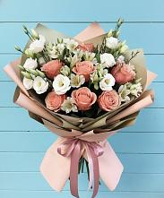Букет цветов из:  Розы, Альстромерии и Лизиантусы в Пограничный