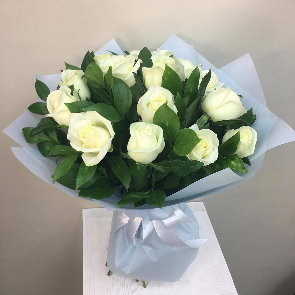 Букет 15 Белых роз Проуд в Пограничный