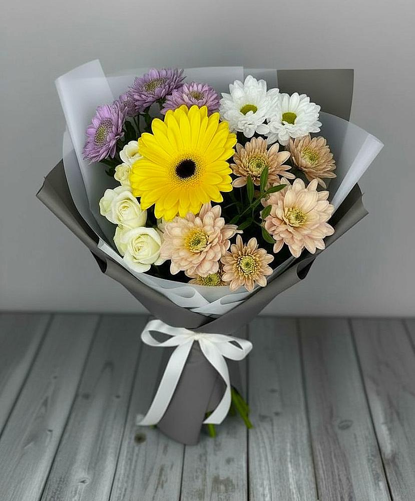 Букет цветов из: Розы, Герберы и Хризантемы в Пограничный