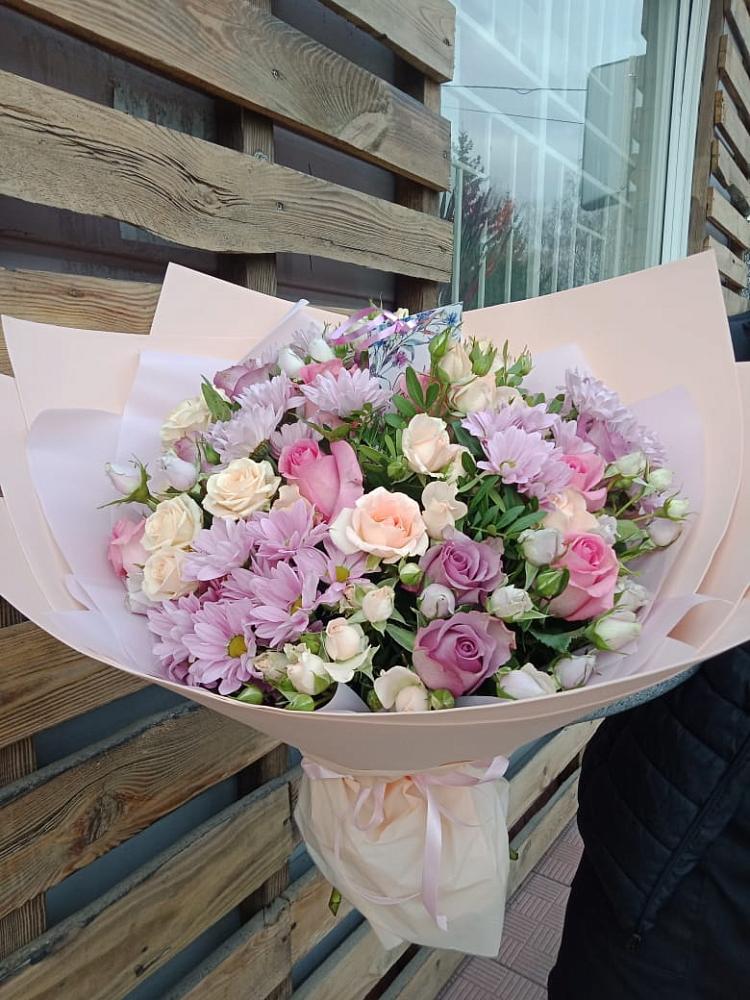 Букет цветов из: Розы и Хризантемы в Пограничный