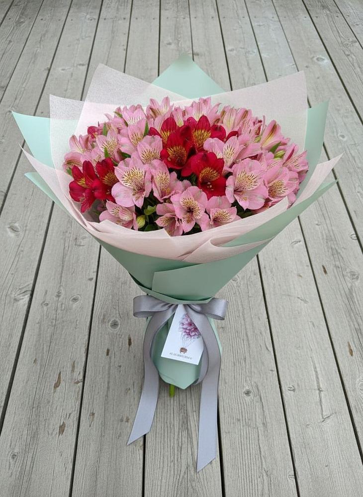 Букет цветов из: Альстромерии в Пограничный