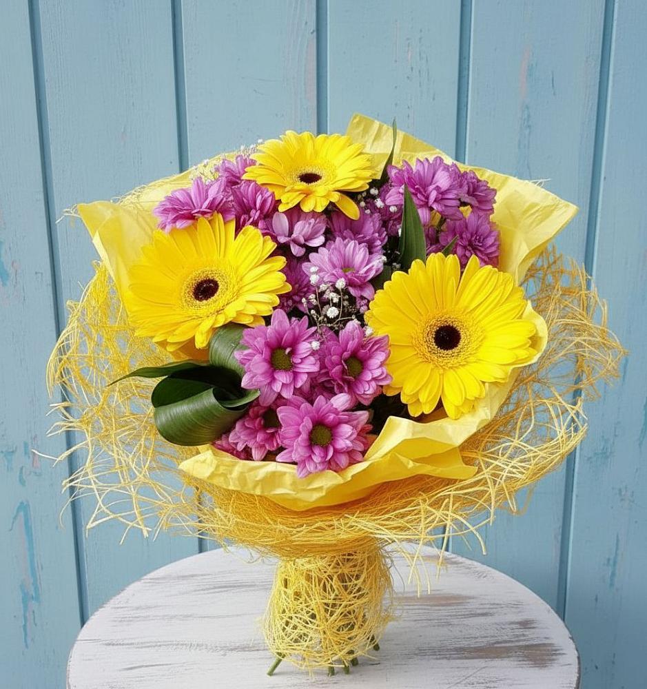 Букет цветов из: Хризантемы и Герберы в Пограничный