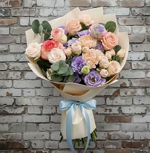 Букет цветов из:  Розы, Лизиантусы и Гвоздики #REPLACE_PRED# Пограничный